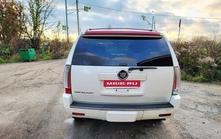 Cadillac Escalade III, 2007 год, 1 300 000 рублей, 6 фотография