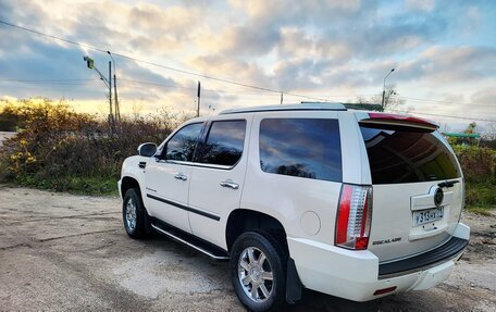 Cadillac Escalade III, 2007 год, 1 300 000 рублей, 7 фотография