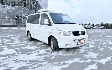 Volkswagen Transporter T5 рестайлинг, 2003 год, 1 130 000 рублей, 2 фотография