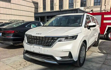 KIA Carnival, 2025 год, 4 444 155 рублей, 1 фотография