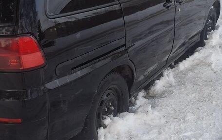 Nissan Liberty, 2000 год, 370 000 рублей, 5 фотография