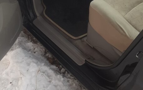 Nissan Liberty, 2000 год, 370 000 рублей, 12 фотография