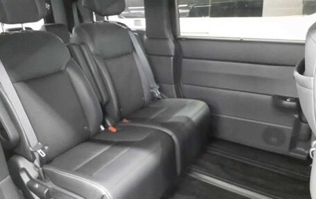 Honda Stepwgn, 2022 год, 2 630 000 рублей, 20 фотография