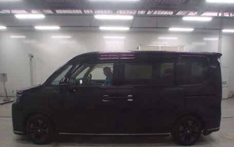 Honda Stepwgn, 2022 год, 2 630 000 рублей, 13 фотография