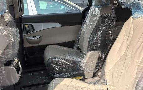 KIA Carnival, 2025 год, 4 444 155 рублей, 5 фотография