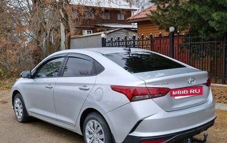 Hyundai Solaris II рестайлинг, 2022 год, 1 850 000 рублей, 3 фотография