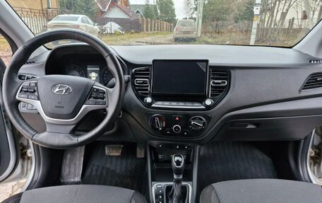 Hyundai Solaris II рестайлинг, 2022 год, 1 850 000 рублей, 13 фотография