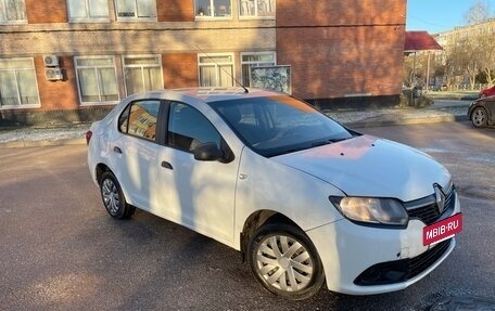 Renault Logan II, 2017 год, 3 фотография