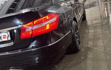 Mercedes-Benz E-Класс, 2010 год, 1 280 000 рублей, 4 фотография