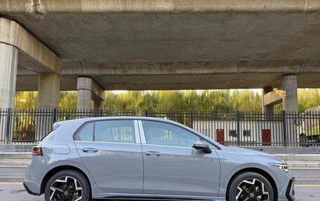 Volkswagen Golf VIII, 2024 год, 2 650 000 рублей, 4 фотография