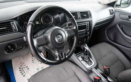 Volkswagen Jetta VI, 2014 год, 899 000 рублей, 9 фотография