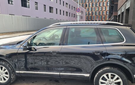 Volkswagen Touareg III, 2015 год, 2 490 000 рублей, 3 фотография