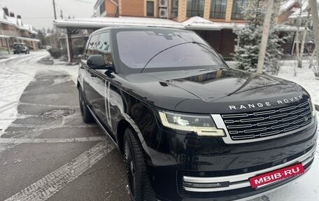 Land Rover Range Rover IV рестайлинг, 2022 год, 22 900 000 рублей, 4 фотография