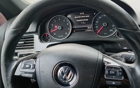 Volkswagen Touareg III, 2011 год, 1 550 000 рублей, 8 фотография