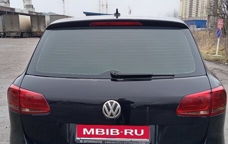 Volkswagen Touareg III, 2011 год, 1 550 000 рублей, 3 фотография