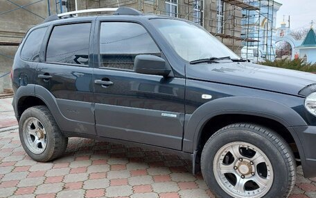 Chevrolet Niva I рестайлинг, 2012 год, 600 000 рублей, 1 фотография