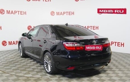 Toyota Camry, 2017 год, 2 250 000 рублей, 7 фотография