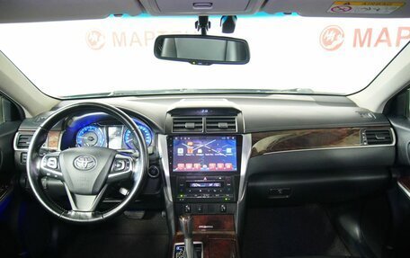 Toyota Camry, 2017 год, 2 250 000 рублей, 16 фотография