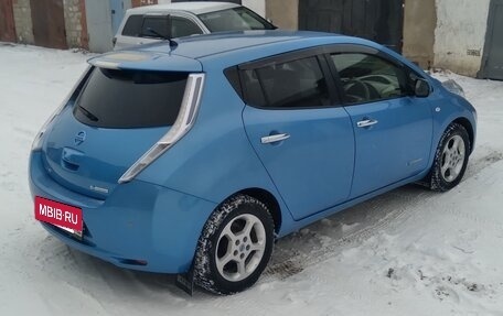Nissan Leaf I, 2012 год, 595 000 рублей, 2 фотография