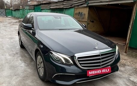 Mercedes-Benz E-Класс, 2016 год, 3 700 000 рублей, 3 фотография