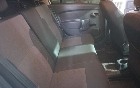 Renault Logan II, 2022 год, 1 250 000 рублей, 9 фотография