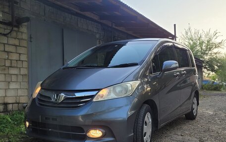 Honda Freed I, 2012 год, 870 000 рублей, 3 фотография
