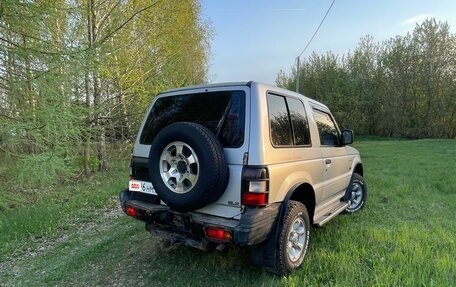 Mitsubishi Pajero III рестайлинг, 1999 год, 550 000 рублей, 17 фотография