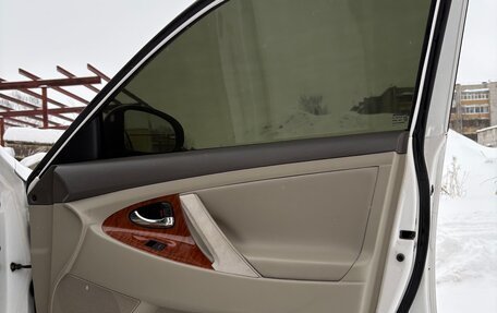 Toyota Camry, 2010 год, 1 170 000 рублей, 6 фотография