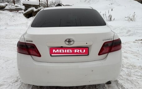 Toyota Camry, 2010 год, 1 170 000 рублей, 2 фотография