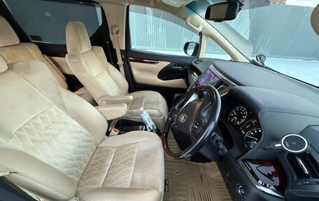 Toyota Alphard III, 2016 год, 3 150 000 рублей, 21 фотография