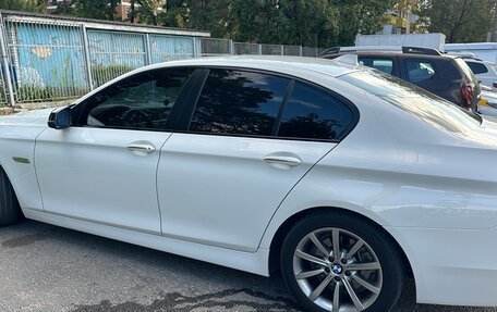 BMW 5 серия, 2014 год, 2 100 000 рублей, 13 фотография