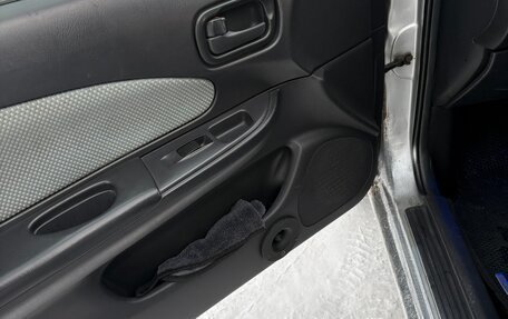 Nissan Wingroad III, 2000 год, 250 000 рублей, 10 фотография