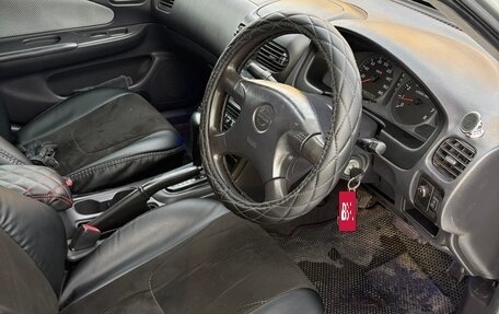 Nissan Wingroad III, 2000 год, 250 000 рублей, 13 фотография