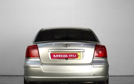 Toyota Avensis III рестайлинг, 2005 год, 639 000 рублей, 5 фотография