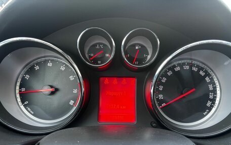 Opel Insignia II рестайлинг, 2011 год, 699 000 рублей, 10 фотография