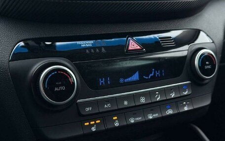 Hyundai Tucson III, 2019 год, 2 189 000 рублей, 20 фотография