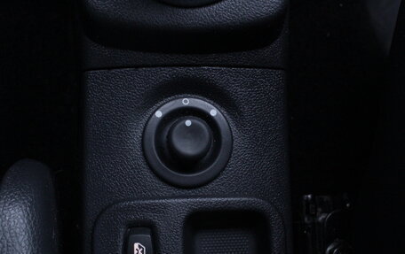 Renault Sandero I, 2010 год, 649 000 рублей, 17 фотография