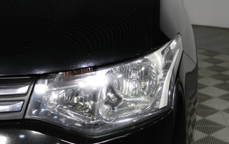 Mitsubishi Outlander III рестайлинг 3, 2013 год, 1 297 000 рублей, 10 фотография