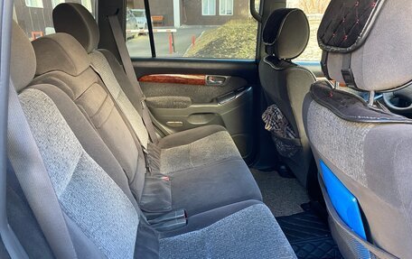 Toyota Land Cruiser Prado 120 рестайлинг, 2008 год, 2 100 000 рублей, 11 фотография