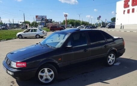 Volkswagen Passat B4, 1993 год, 230 000 рублей, 2 фотография