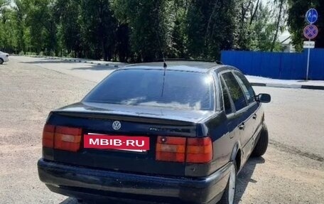 Volkswagen Passat B4, 1993 год, 230 000 рублей, 3 фотография