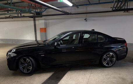 BMW 5 серия, 2011 год, 2 600 000 рублей, 4 фотография