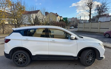 Geely Coolray I, 2022 год, 1 450 000 рублей, 6 фотография