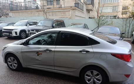 Hyundai Solaris II рестайлинг, 2015 год, 750 000 рублей, 9 фотография