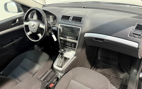 Skoda Octavia, 2011 год, 699 800 рублей, 3 фотография