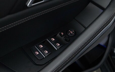 BMW X6, 2023 год, 13 318 888 рублей, 15 фотография