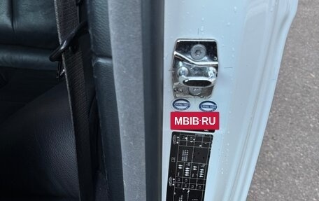 BMW 6 серия, 2004 год, 1 800 000 рублей, 12 фотография