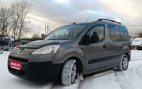 Peugeot Partner II рестайлинг 2, 2011 год, 500 000 рублей, 2 фотография