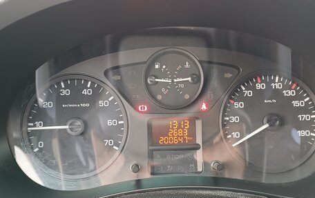 Peugeot Partner II рестайлинг 2, 2011 год, 500 000 рублей, 14 фотография