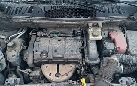 Peugeot Partner II рестайлинг 2, 2011 год, 500 000 рублей, 23 фотография